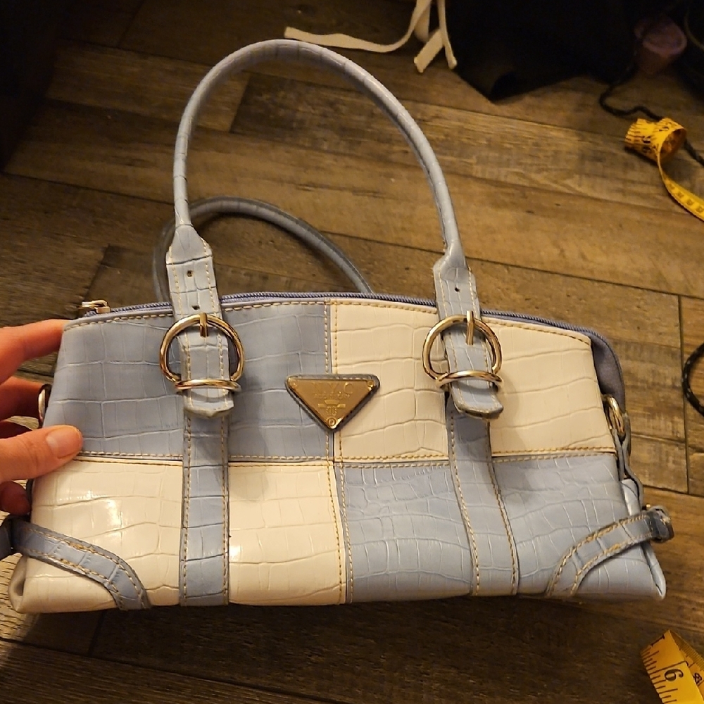 Blue and White Handbag. N.Y.C  Accessry